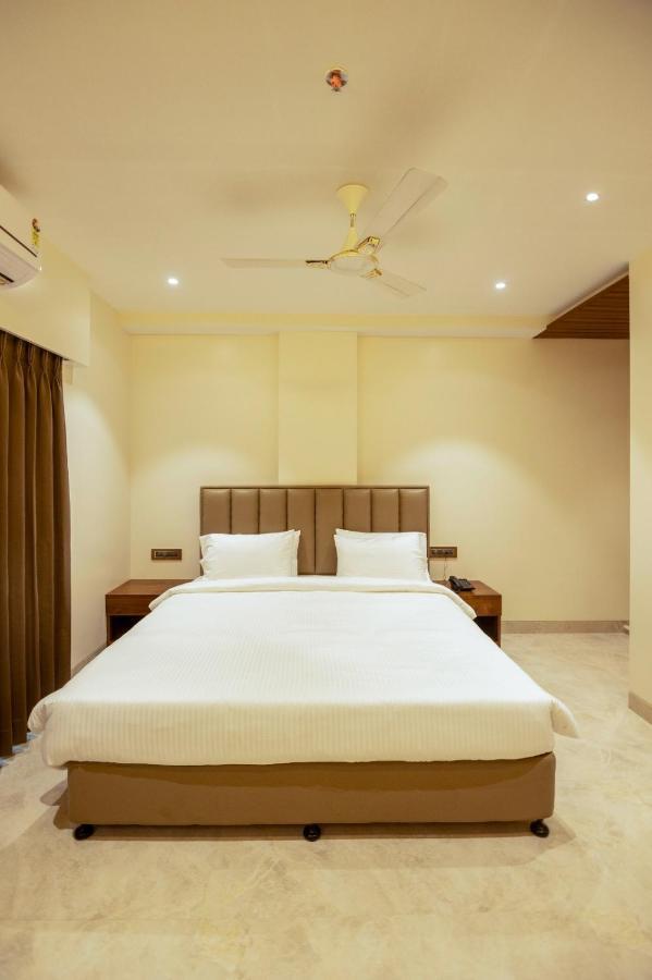 The Majestic Boutique Hotel Mumbai Dış mekan fotoğraf